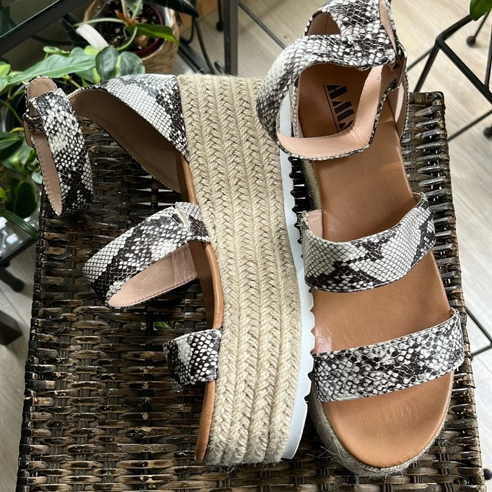 AMS faux snake skin espadrille wedge women’s‎ size 10